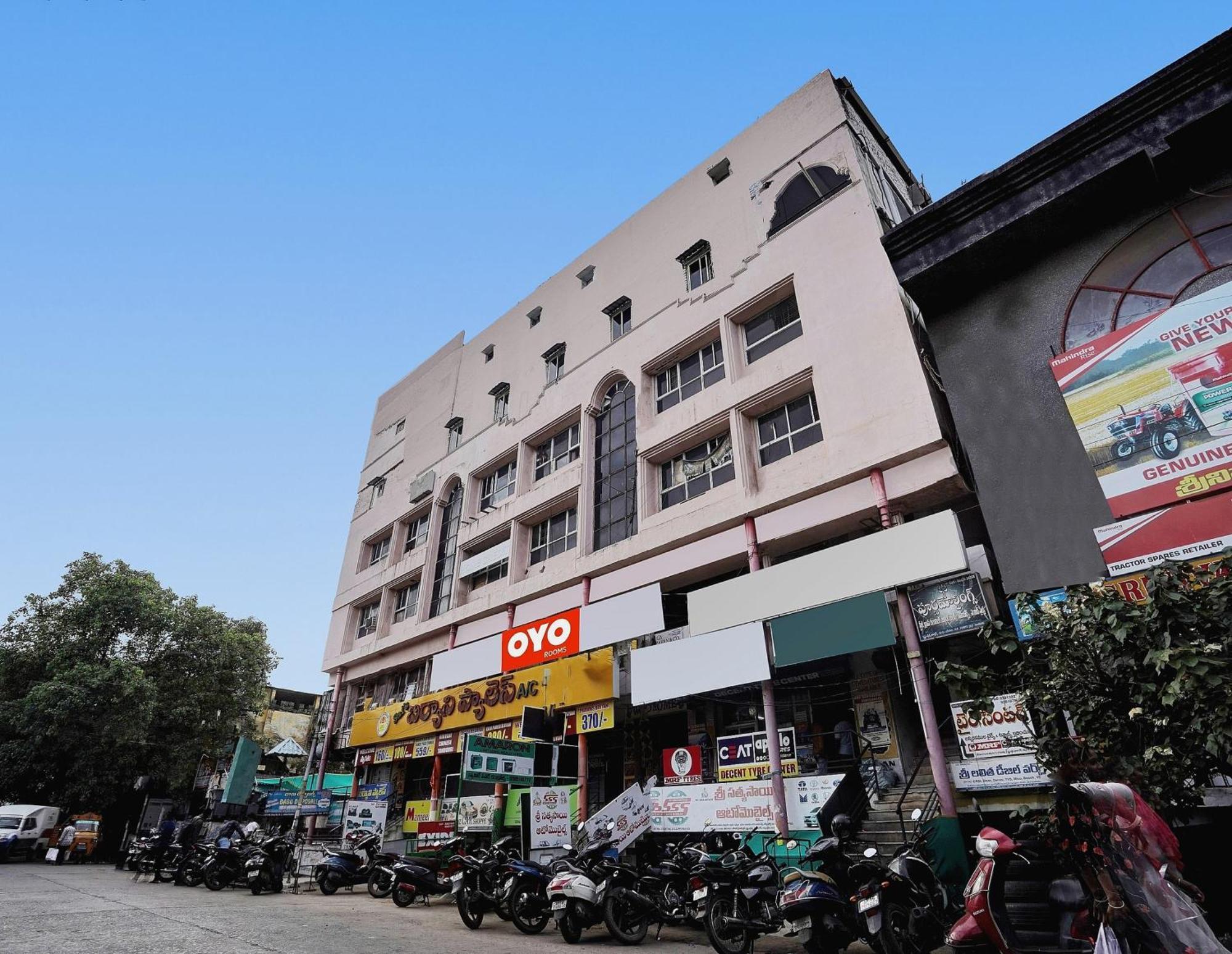 Hotel O Sai Krishna Residency Vijayawada Exterior photo