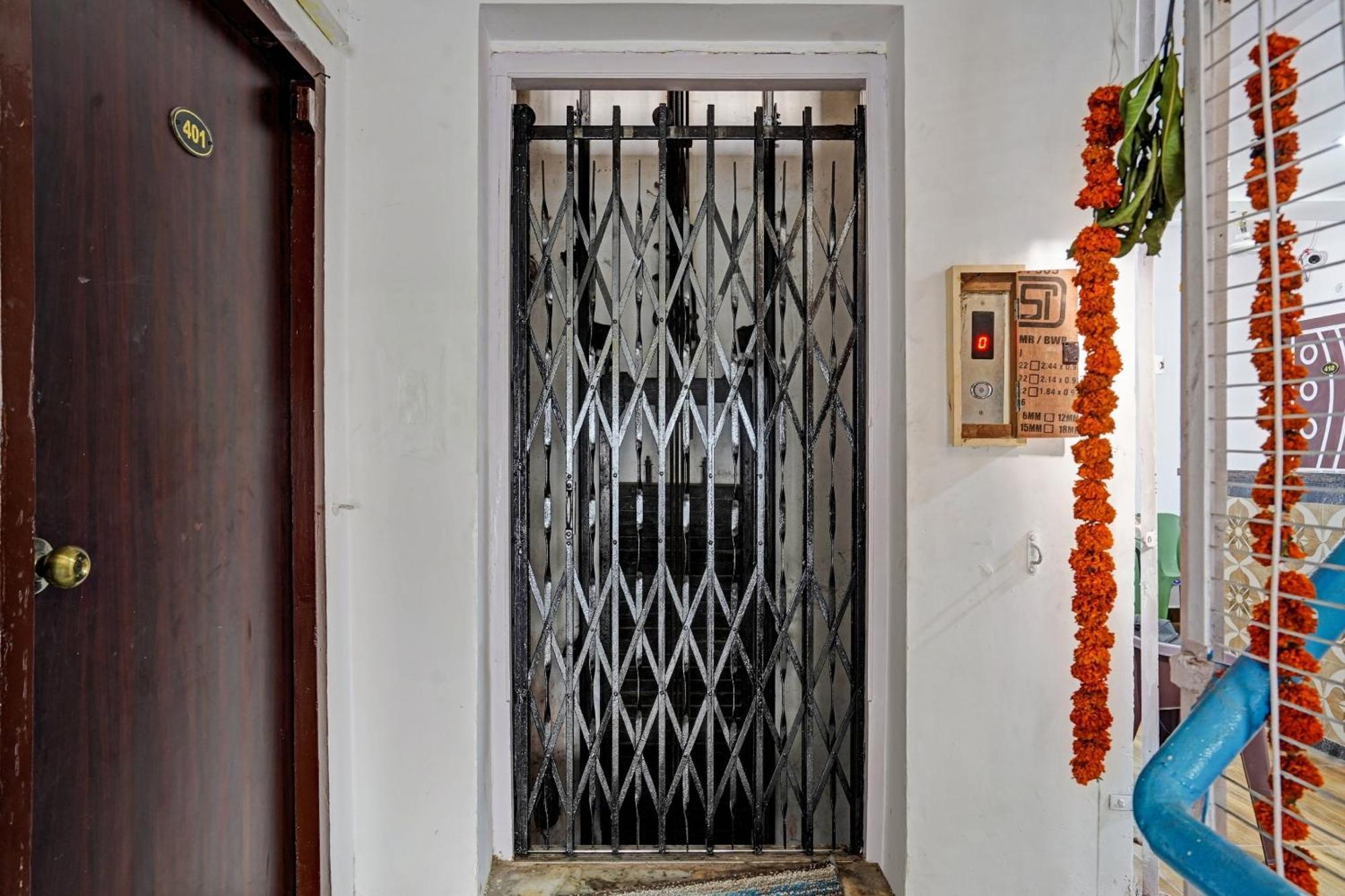 Hotel O Sai Krishna Residency Vijayawada Exterior photo